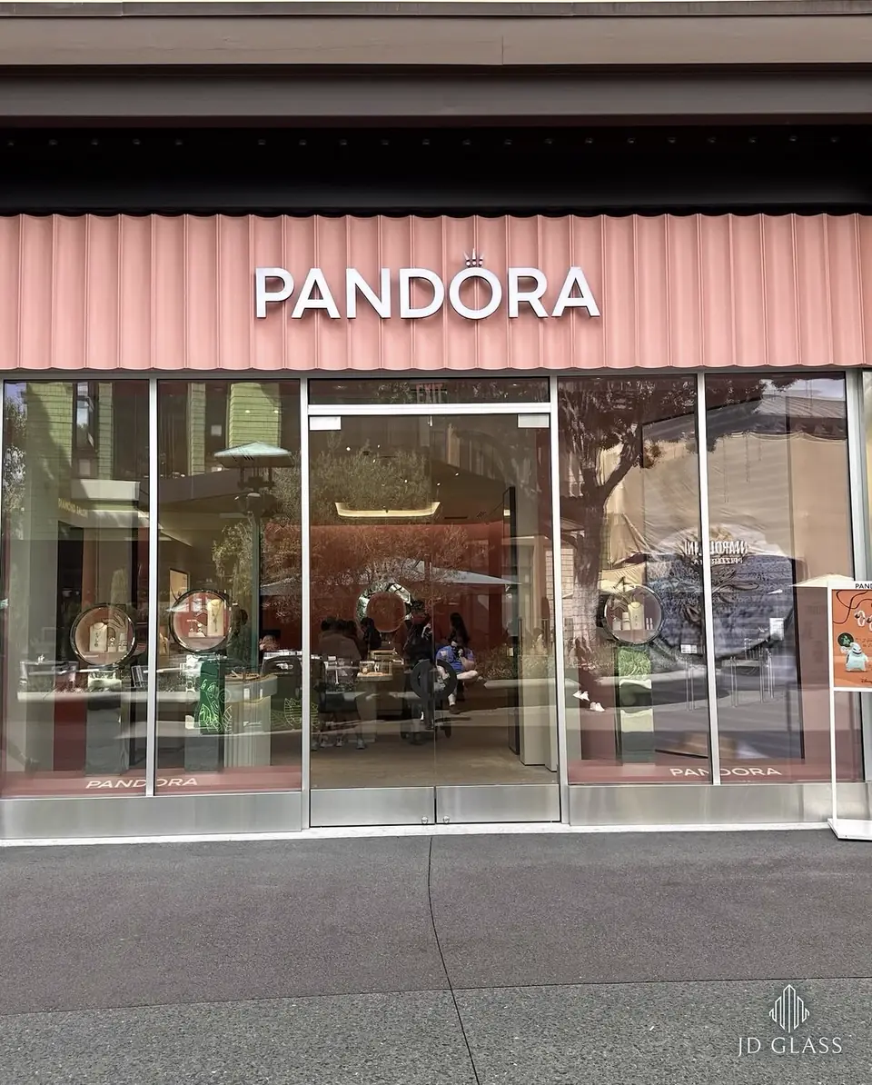 Pandora, Downtown Disney District, Anaheim, CA